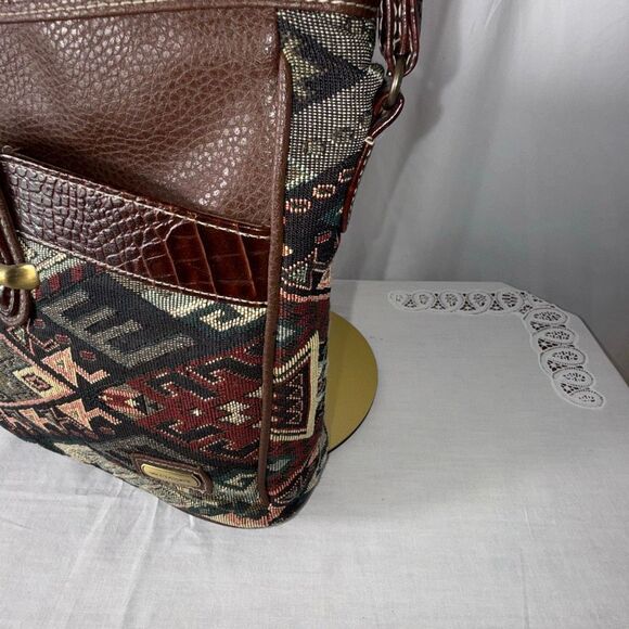 Vintage-Inspired VR Classics Tapestry Shoulder Bag | Southwestern Aztec Print | - Picture 4 of 16